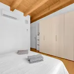 Mo37 -duomo-loreto - Chic - Διαμέρισμα *