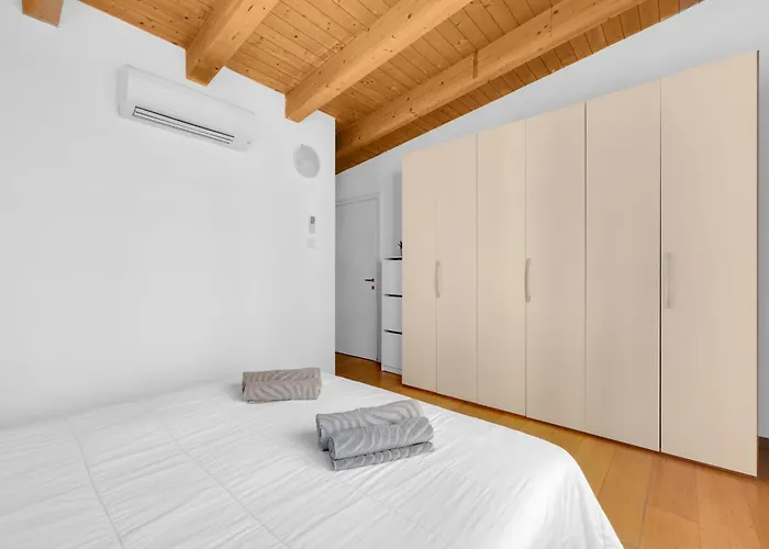Mo37 -duomo-loreto - Chic - Apartment *